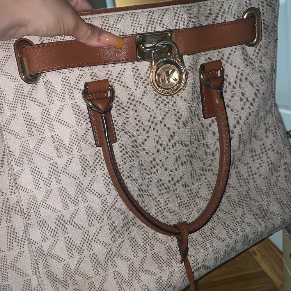 Micheal kors bag